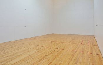 Raquetball court